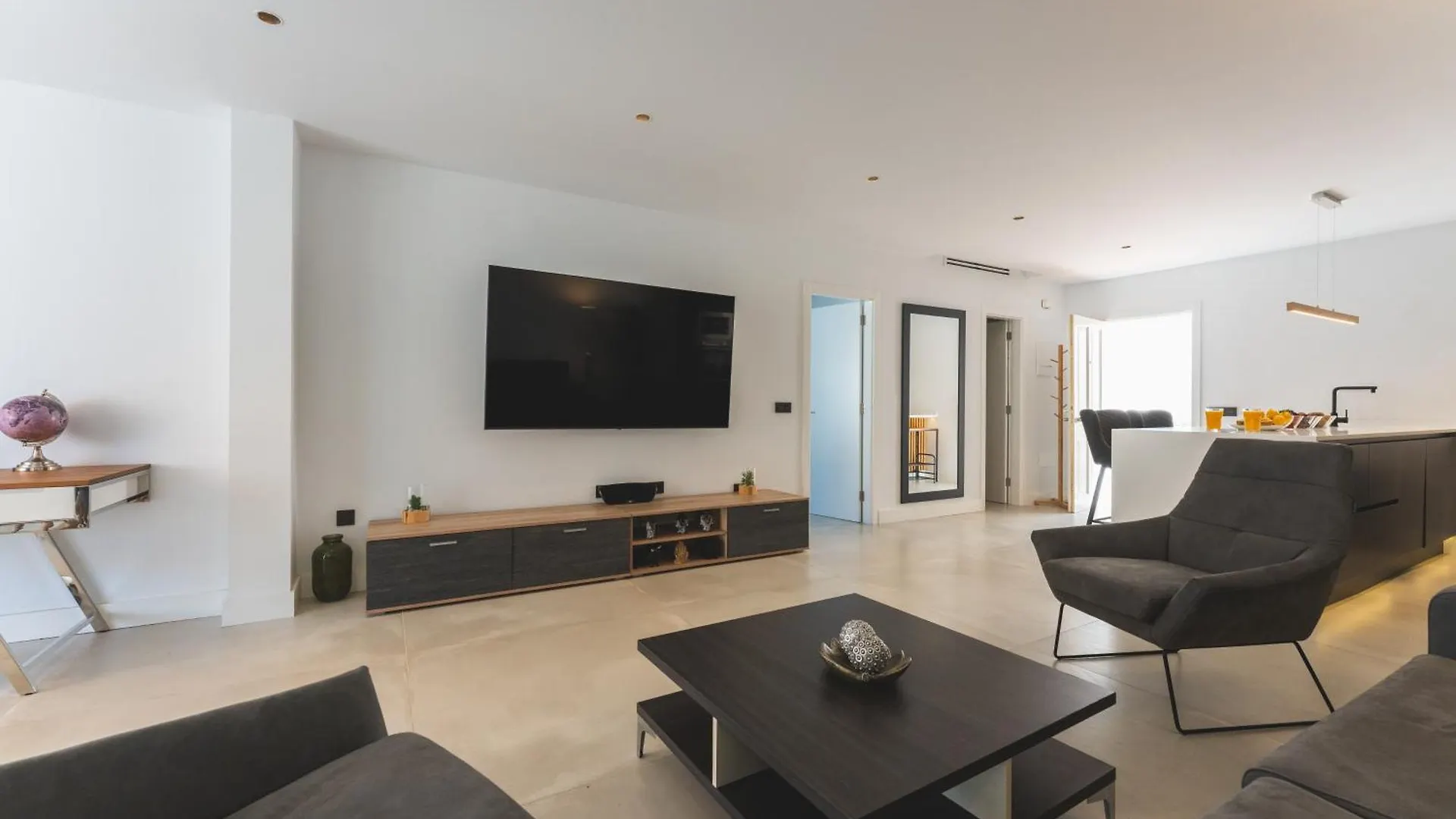 Designer Loft With Pool, With Gigantic Terrace And Private Parking & In The City Centre Costa Adeje  Apartamento